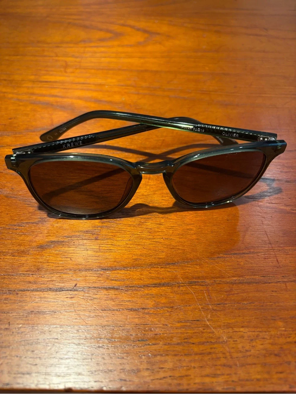 KREWE Olivier Bottle Green Polarized Sunglasses with Case and Box